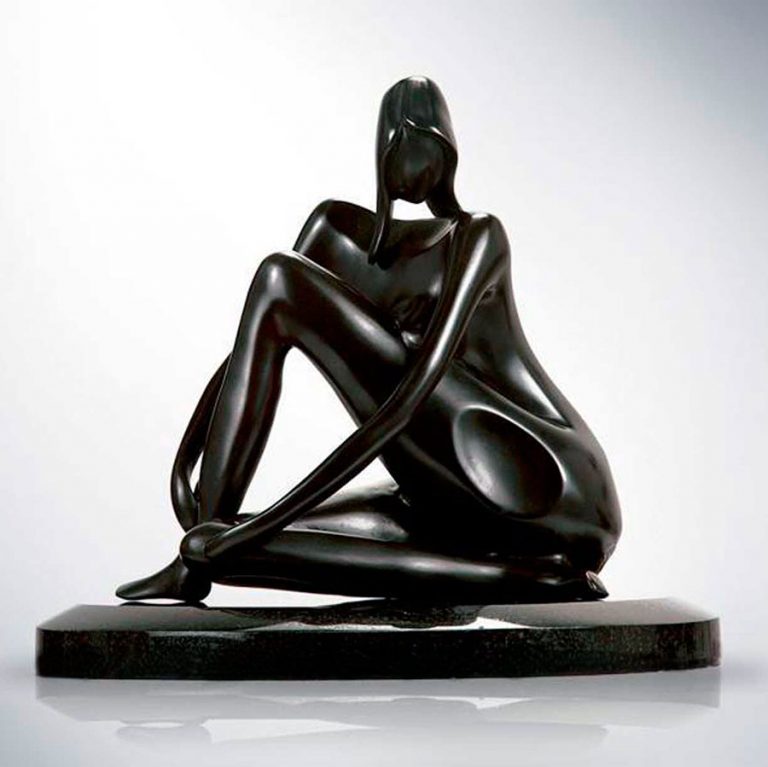 Reflexión — Escultura en bronce